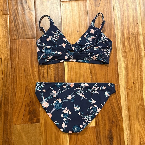 Carve Designs Bikini - M Top, S Bottoms - Picture 4 of 8